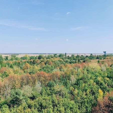 Airport Studio For Two, Free Parking, Airport View Bratislava Exterior photo